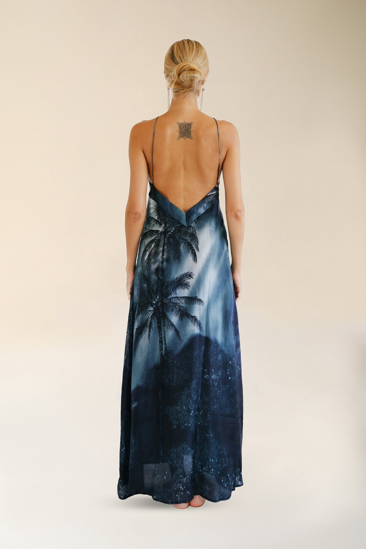VELA HALTER DRESS