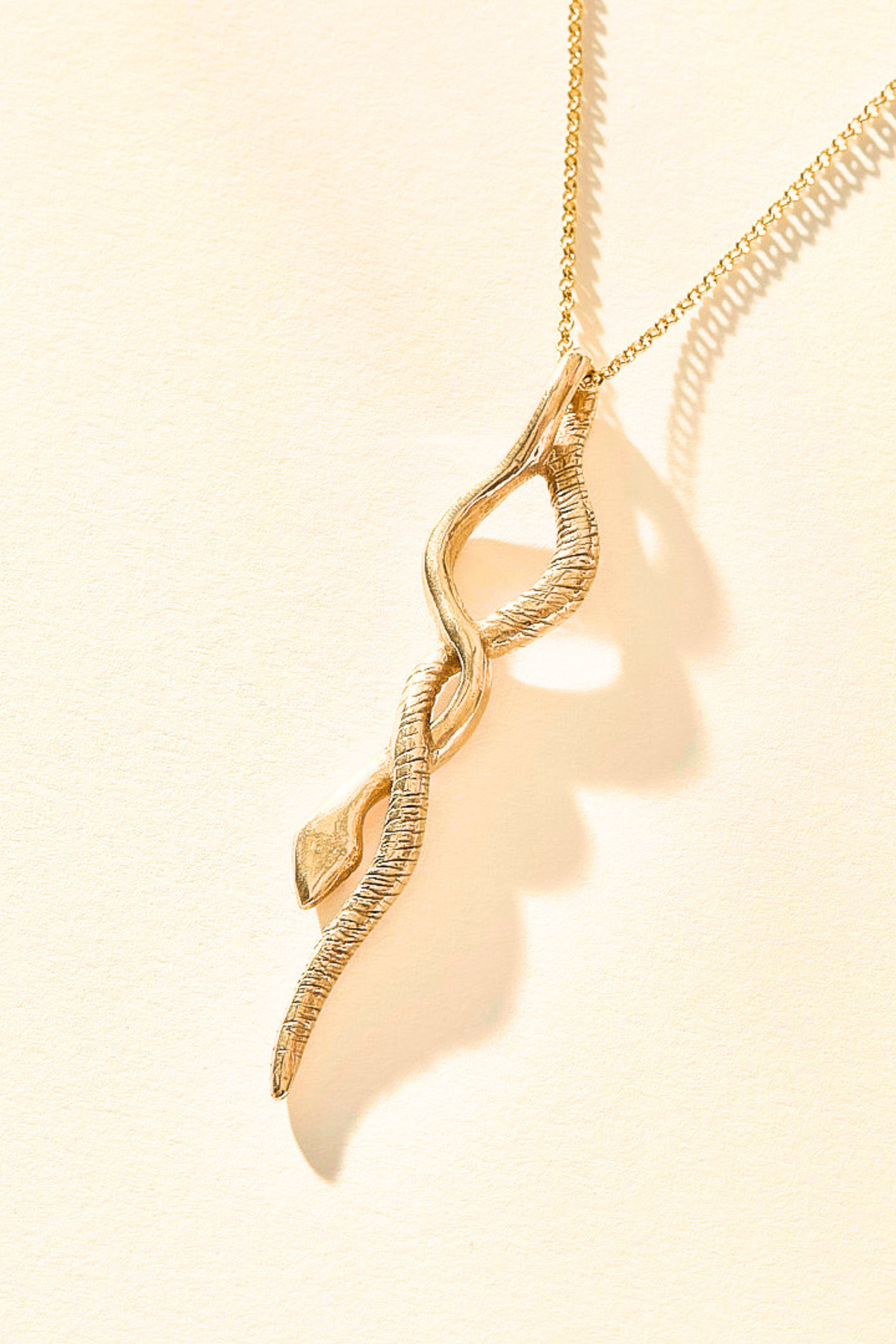 SERPENT AMULET NECKLACE