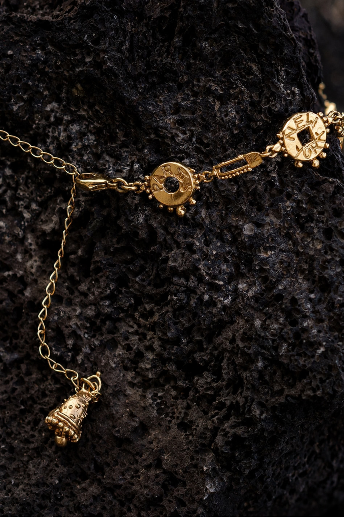 PARIS NYC CHOKER