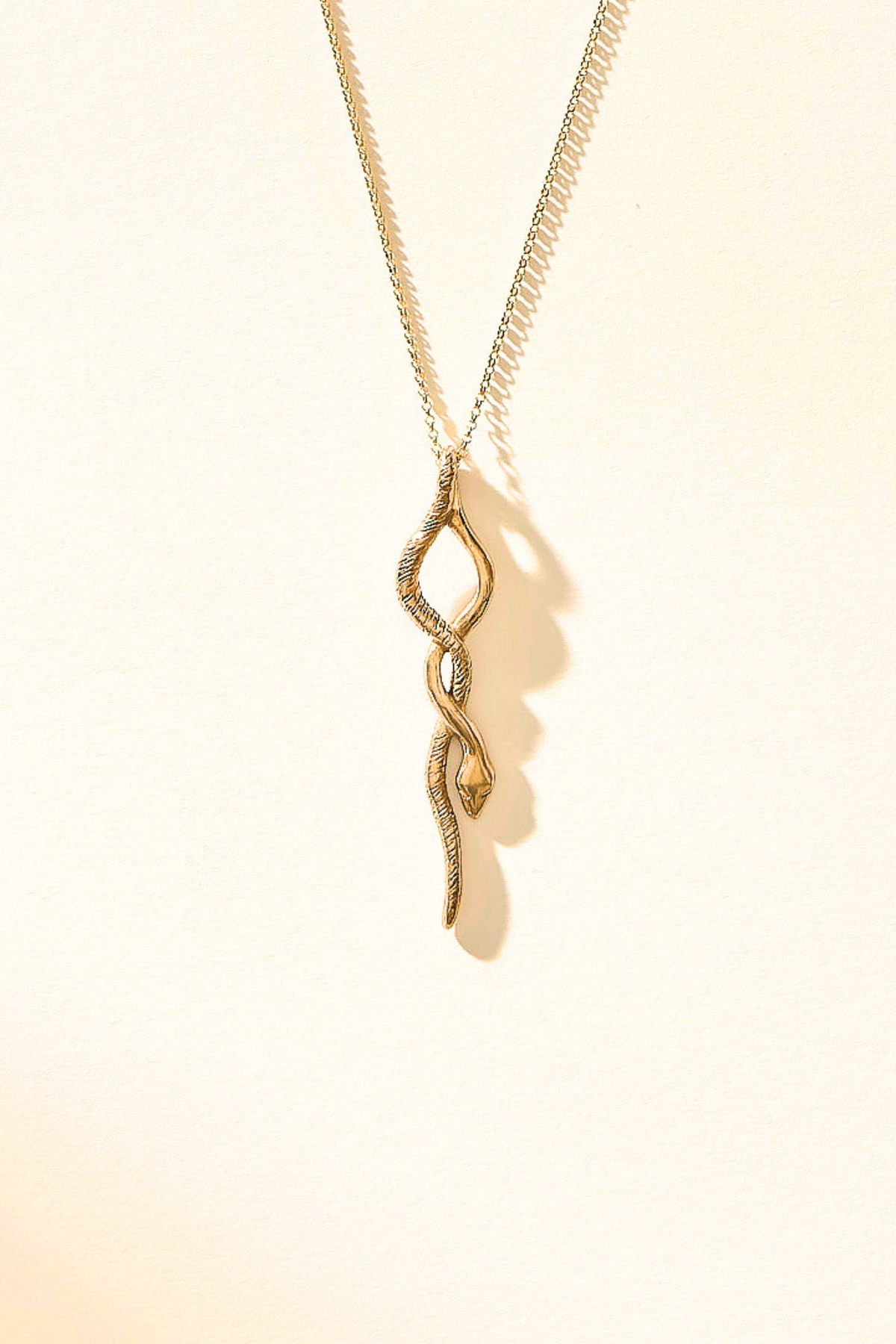SERPENT AMULET NECKLACE