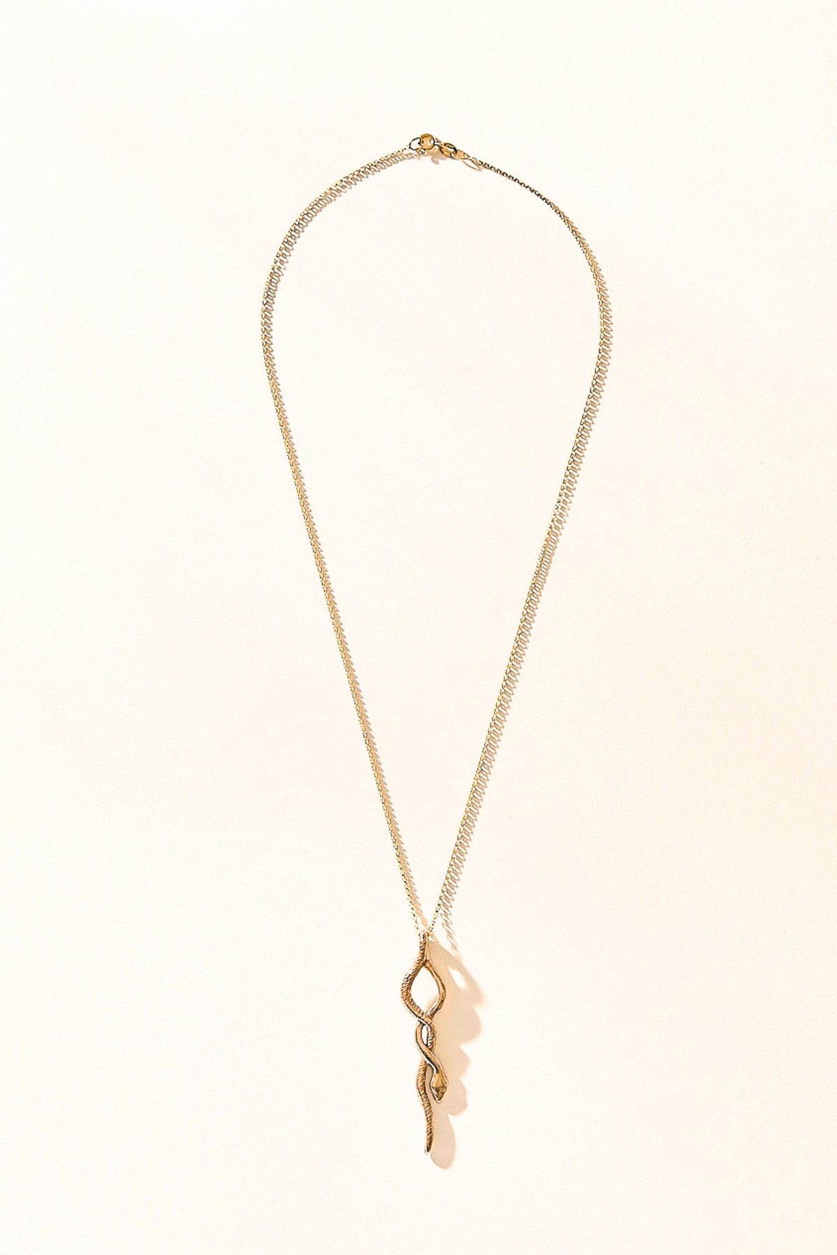 SERPENT AMULET NECKLACE