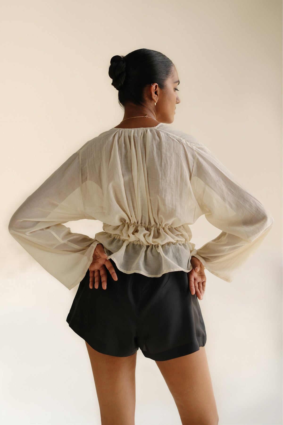 BOW BLOUSE