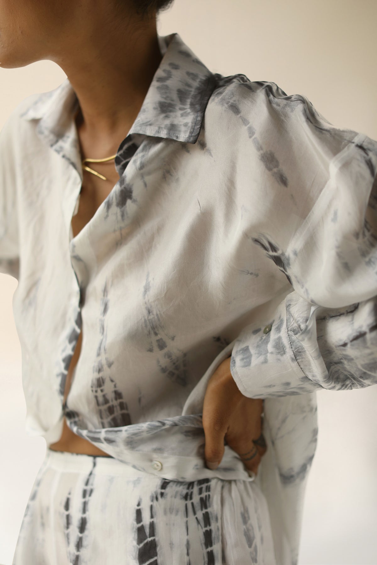 RELAXED SHIRT
