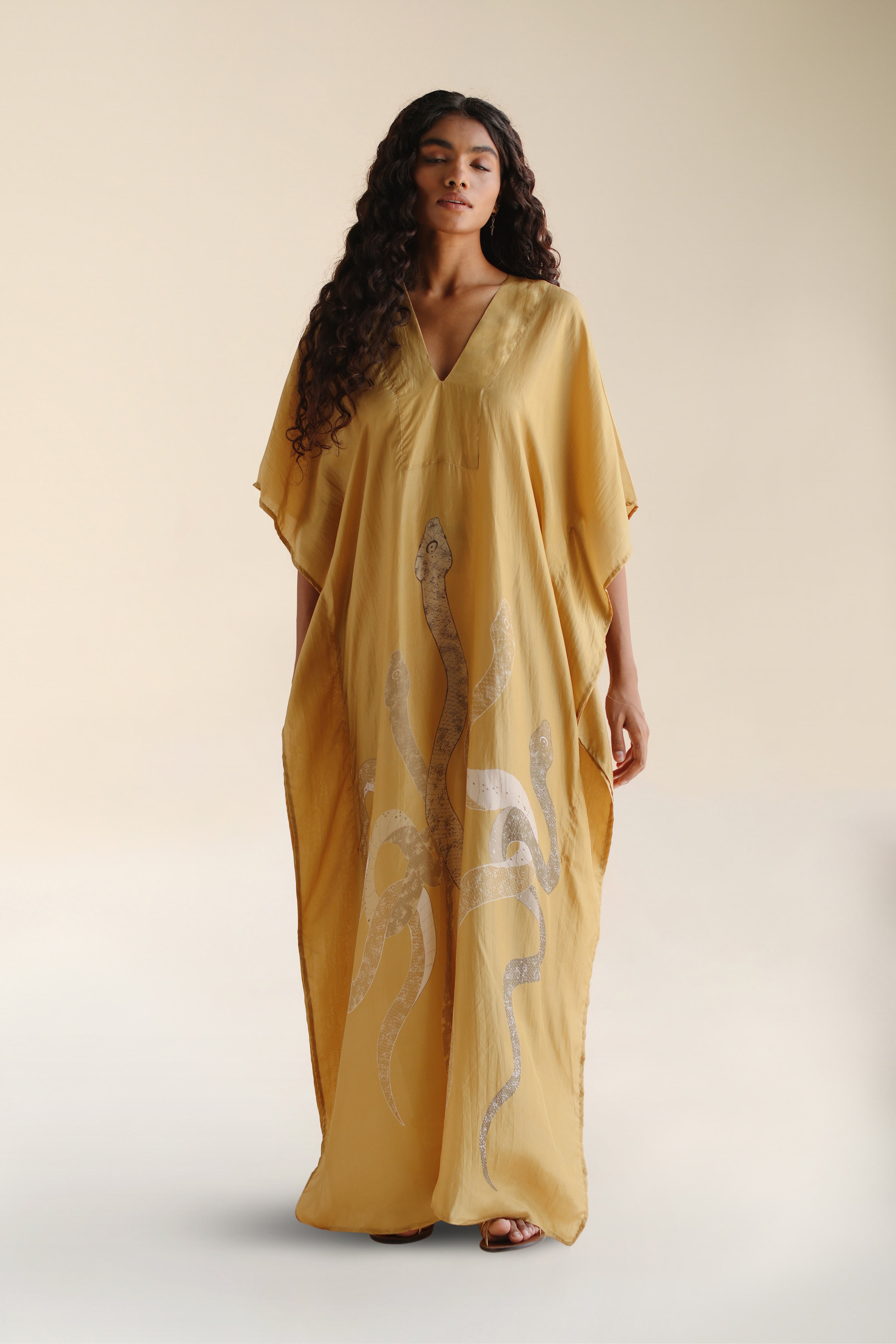 Rise Kaftan Gold | Hand Drawn and Printed Mystical Serpent Print Gold Silk Kaftan | FARA Boutique - FARABOUTIQUE Rise Kaftan Gold | Hand Drawn and Printed Mystical Serpent Print Gold Silk Kaftan | FARA Boutique - FARABOUTIQUE